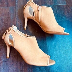 Michael Kors Tan Peep-Toe Heels